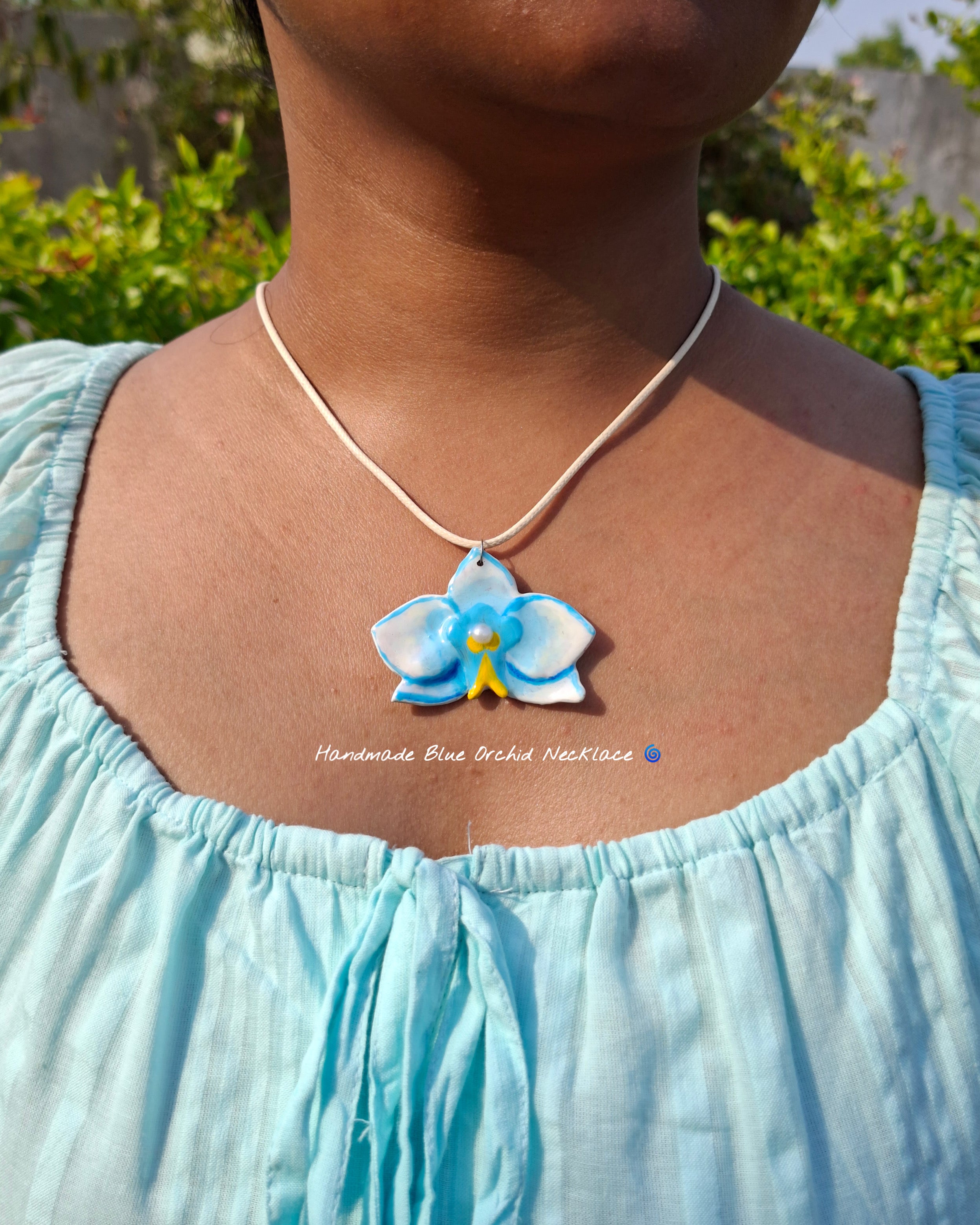 Handmade Blue Orchid Necklace 🌀