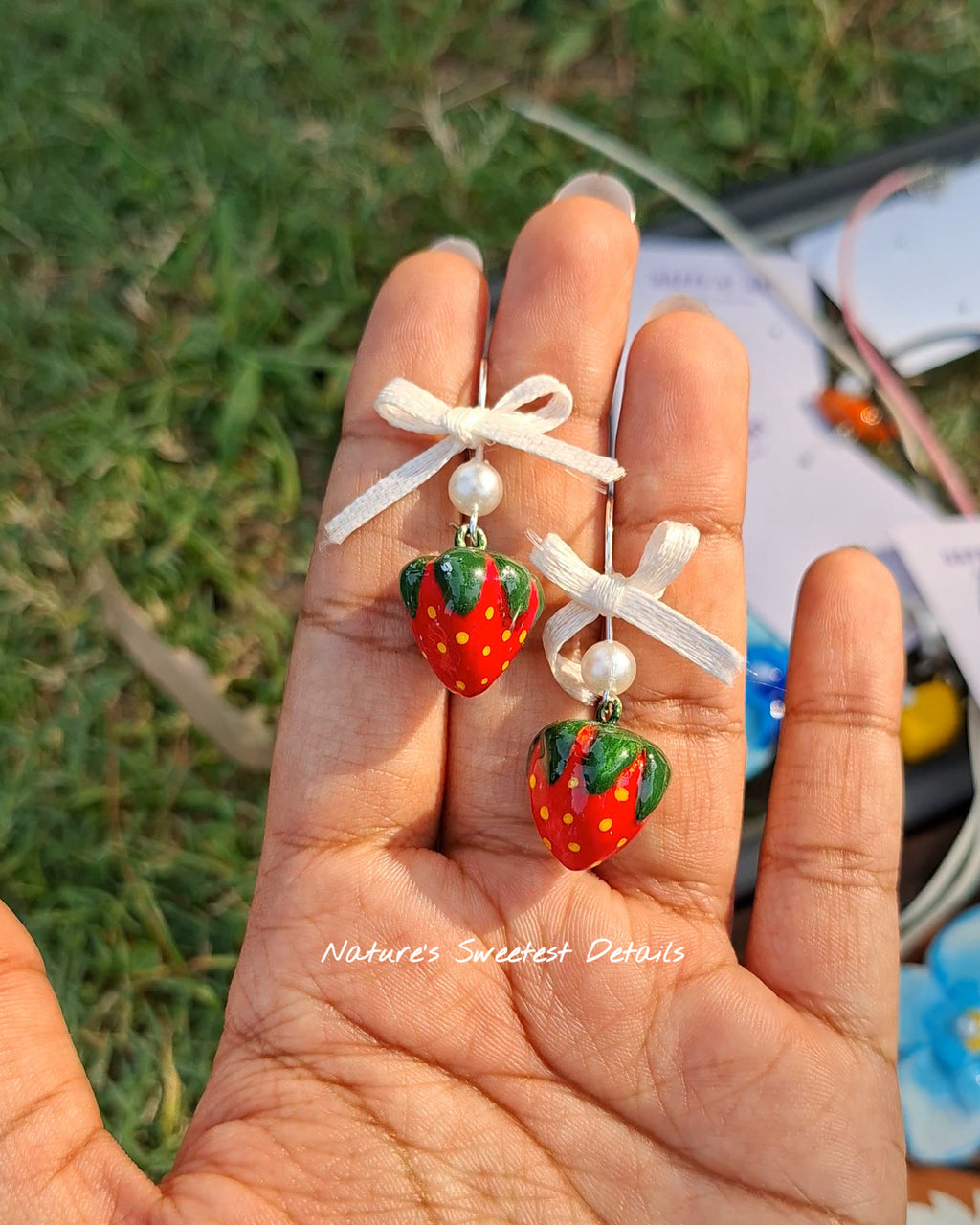 Handmade Bowberry Earrings 🍓🎀