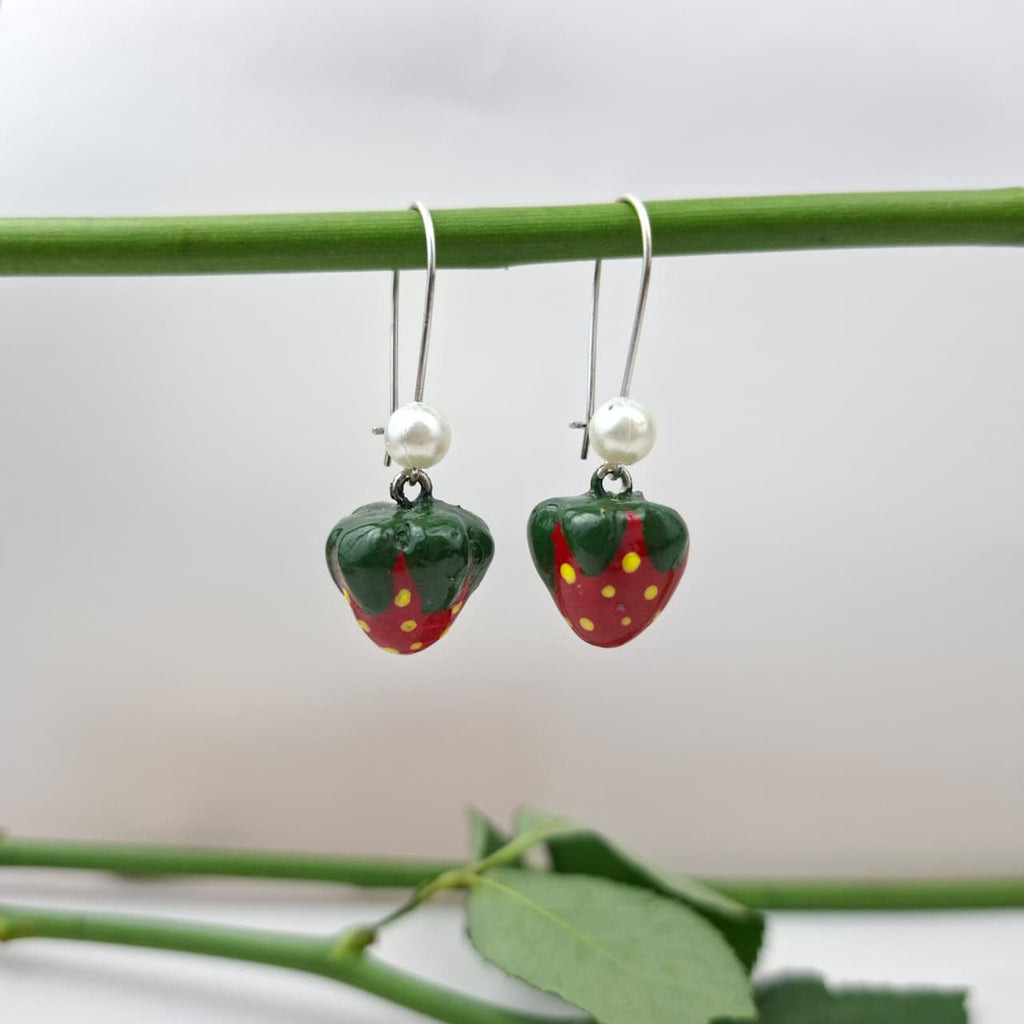 Handmade Strawberry Earrings🍓